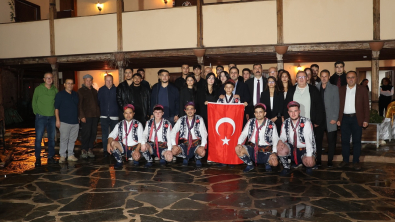 Kula’da Gençlerle Kültürel Farkındalık ve Yaren Gecesi Buluşması